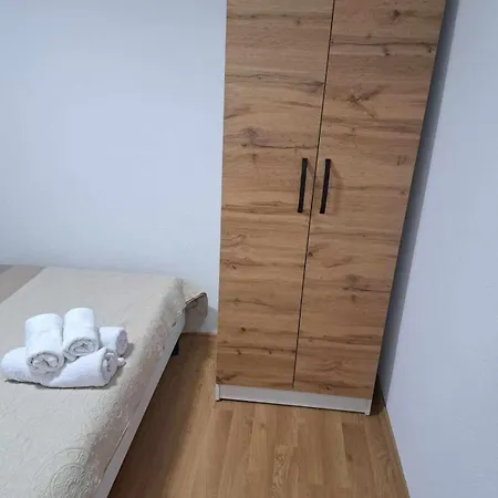 Apartment Dorotea *